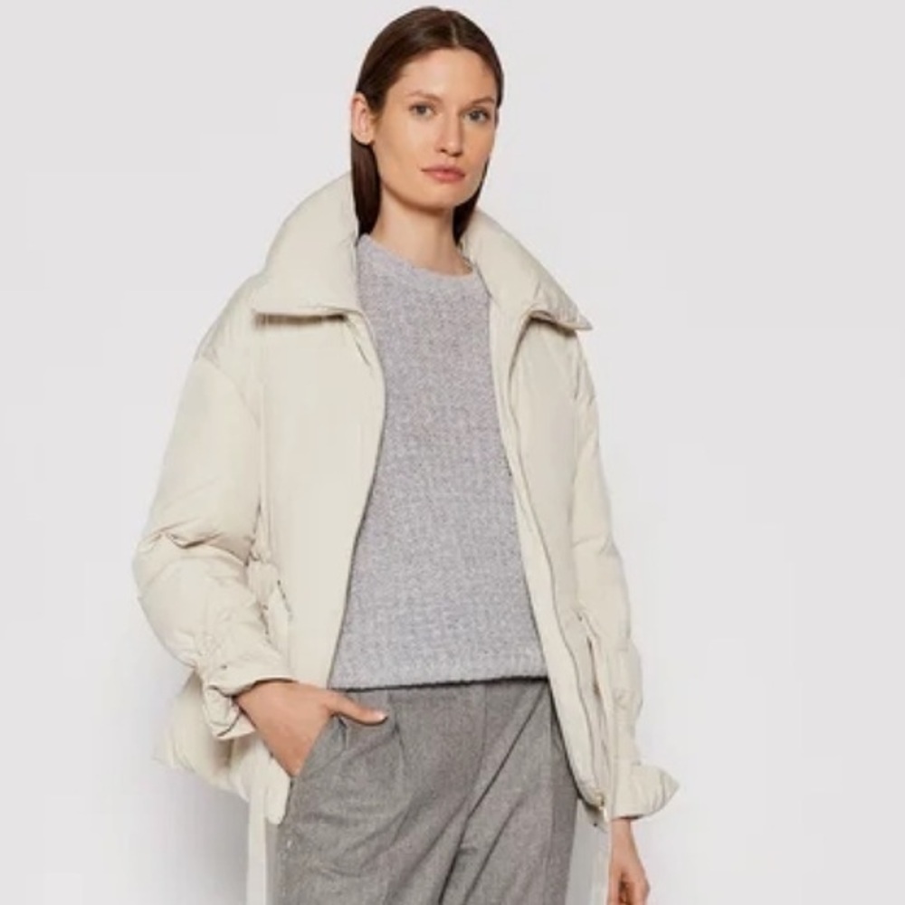 Ted Baker Alexii Belted Puffer Jacker White 
Ted Baker London